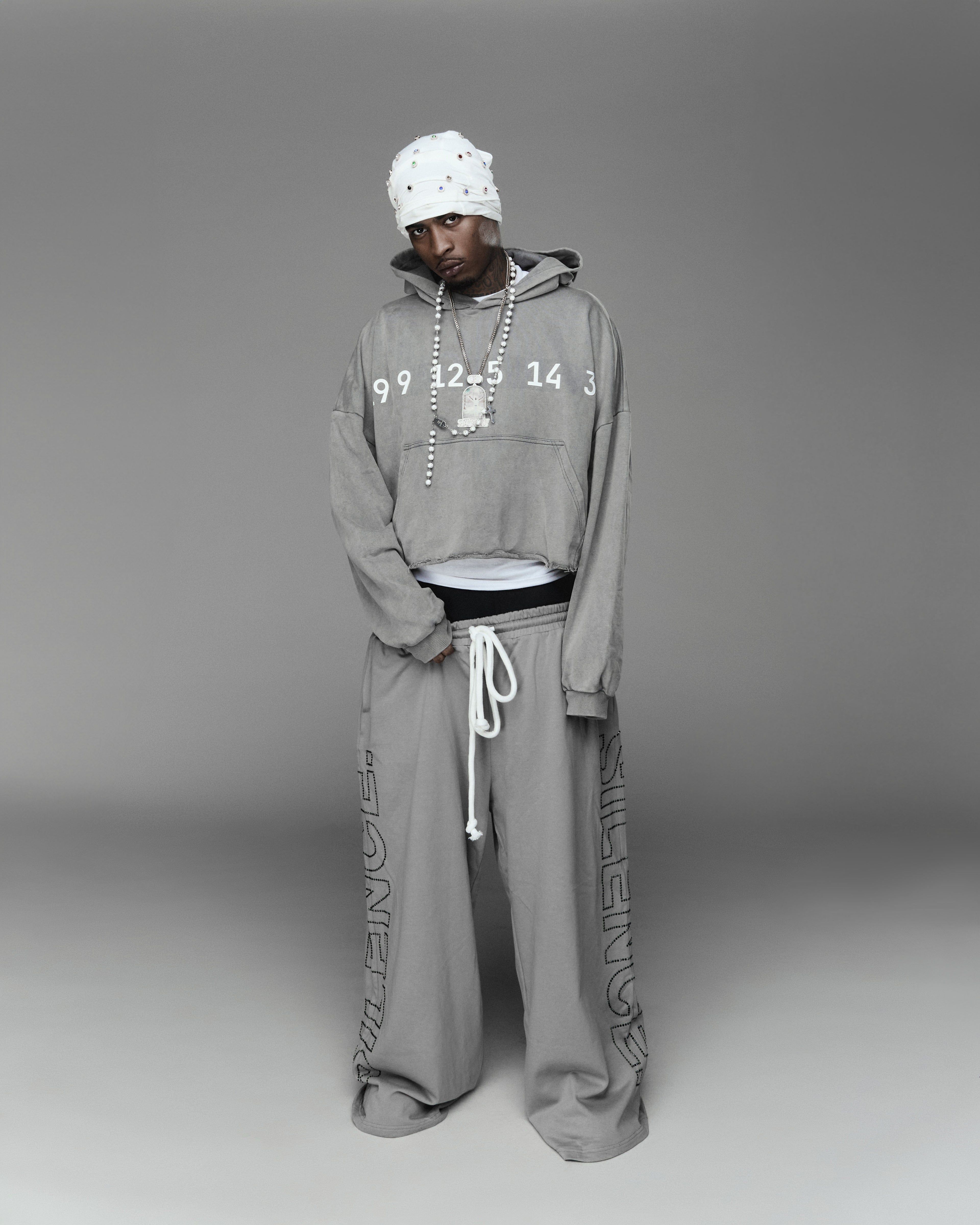 SLNC GREY RHINESTONE BOTTOMS