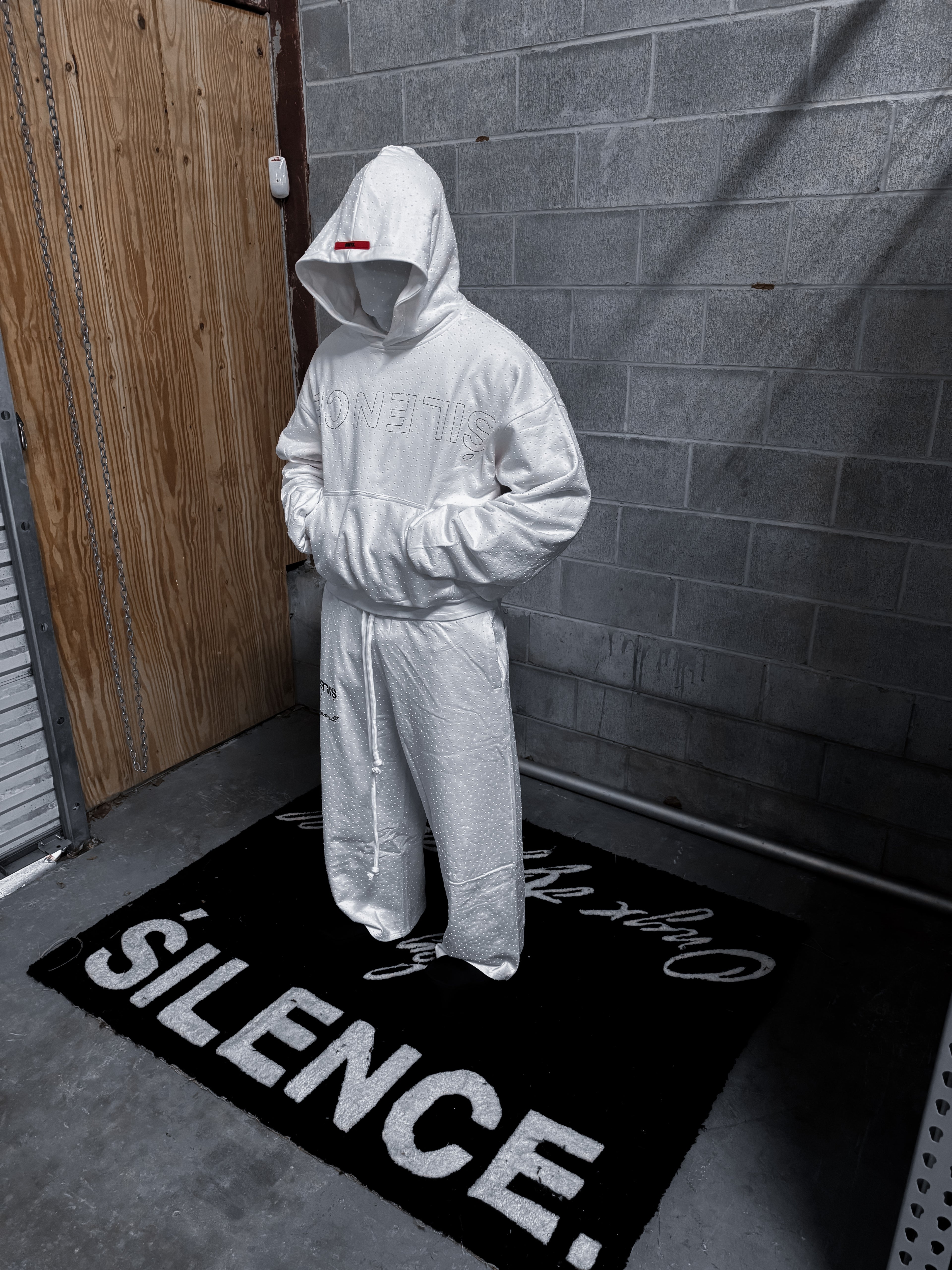 Red Label vvs white stone Hoodie